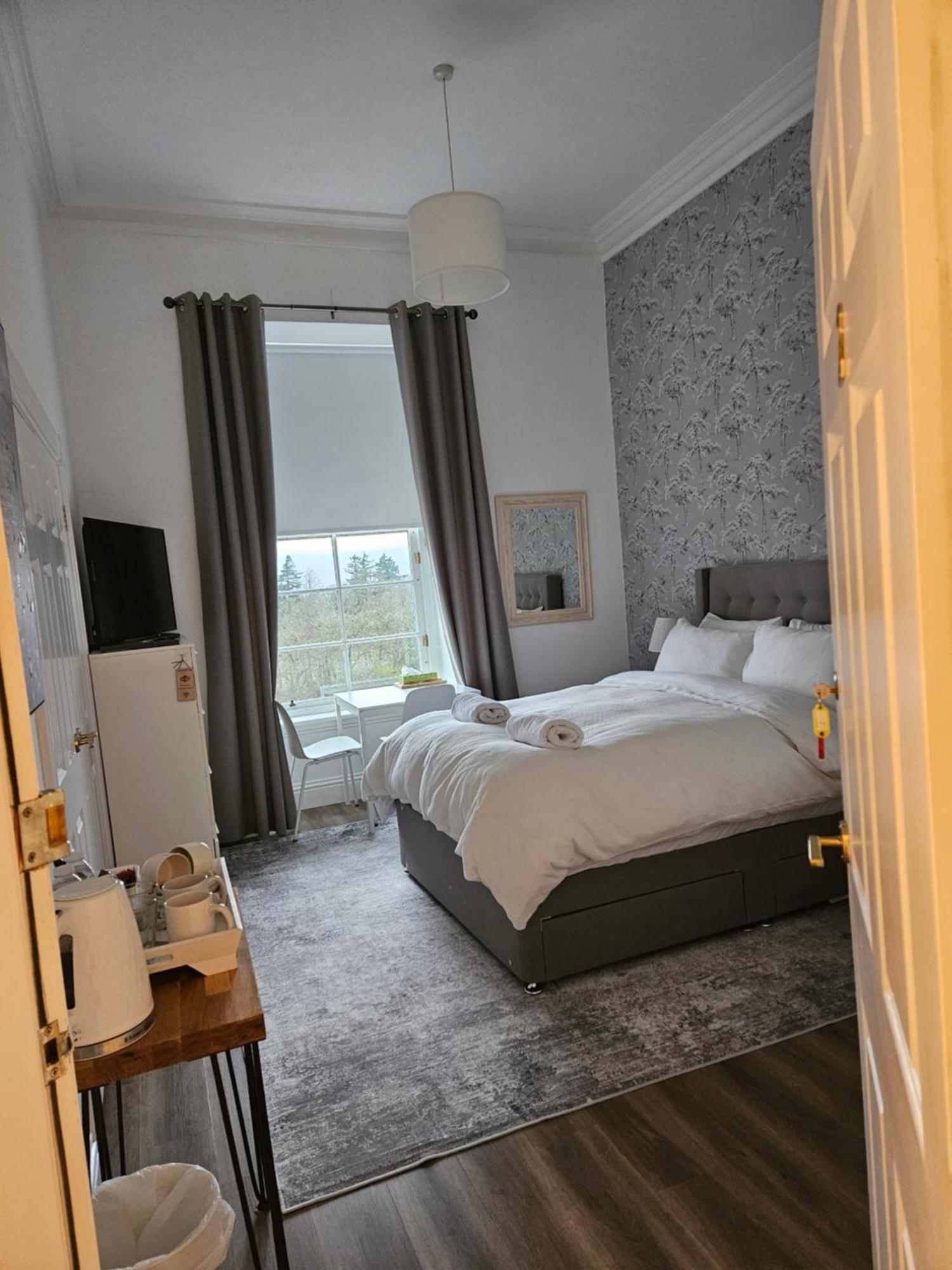 Langhouse Castle Bed And Breakfast Inverkip Екстер'єр фото